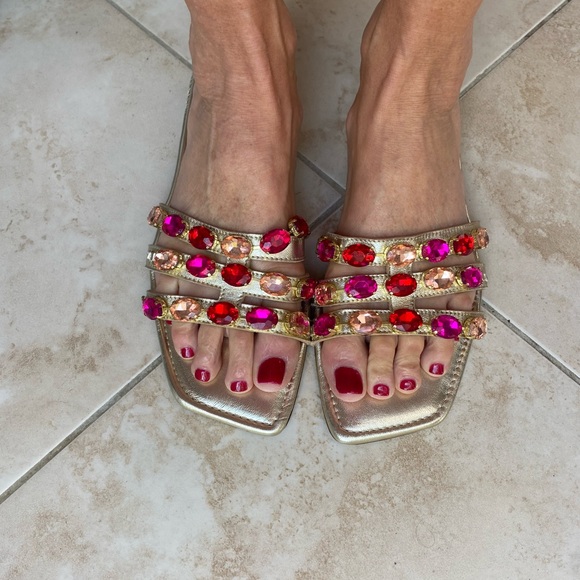 Gold leather jeweled slides - Picture 4 of 4